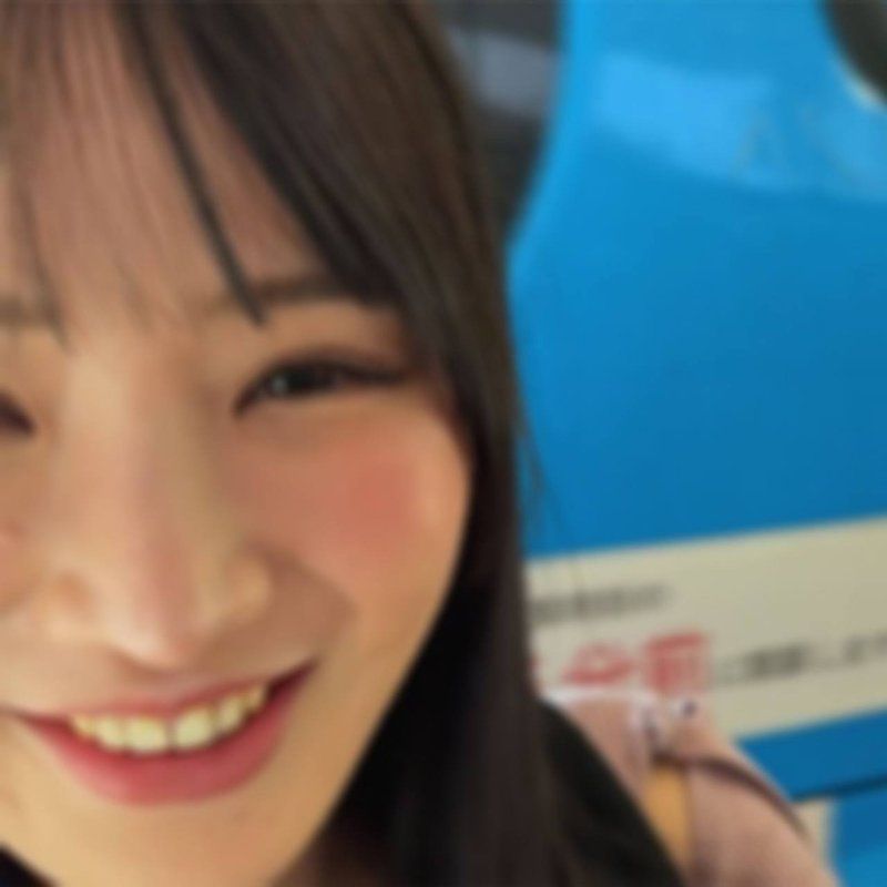 【杰作！】「再多给我♡深处♡深处♡」超级渴求的极品美女，丰满的天然巨乳让床单湿透，潮吹得太淫荡了！